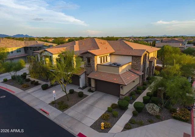 Townhouse for sale at 5100 E Rancho Paloma Dr #1001, Cave Creek, AZ 85331 | MLS# 7068190