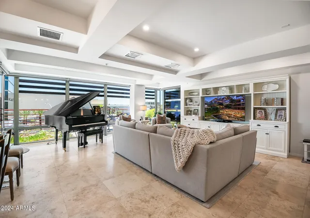 Photo 2 of Condo for sale at 7117 E Rancho Vista Dr #4011, Scottsdale, AZ 85251 | MLS# 7065604 | Listing updated on 2026-09-15