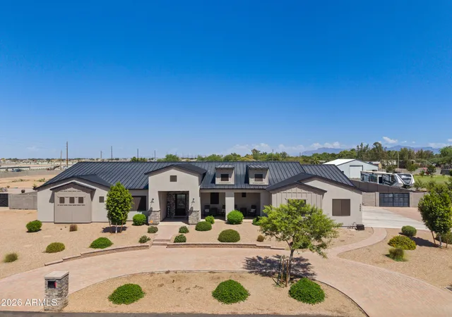 Photo 2 of Single family home for sale at 3562 E Aspen Ct, San Tan Valley, AZ 85140 | MLS# 7073186 | Listing updated on 2026-09-13