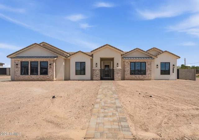 Photo 2 of Single family home for sale at 608 E Leisure Ln, Phoenix, AZ 85086 | MLS# 7079261 | Listing updated on 2026-09-12