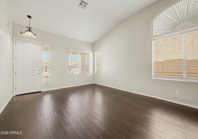 Photo 3 of Single family home for sale at 7037 W Pontiac Dr, Glendale, AZ 85308 | MLS# 7068935 | Listing updated on 2026-10-07