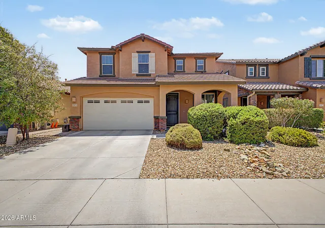 Photo 1 of Single family home for sale at 2975 E Saltsage Dr, Phoenix, AZ 85048 | MLS# 7068960 | Listing updated on 2026-09-15