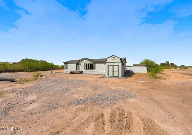 Photo 2 of Manufactured home for sale at 17440 W Roxanne Ln, Casa Grande, AZ 85193 | MLS# 7066807 | Listing updated on 2026-09-05