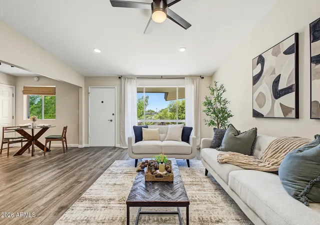 Listing Photo 1 - Condo for sale in building located at 5226 N 20Th St, Phoenix, AZ 85016 - Unit #C10