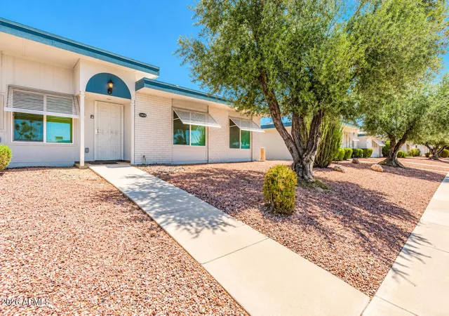 Photo 3 of Townhouse for sale at 13629 N Del Webb Blvd, Sun City, AZ 85351 | MLS# 7067711 | Listing updated on 2026-09-17
