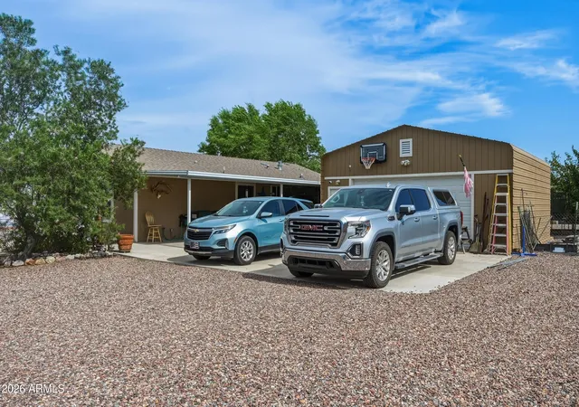 Photo 4 of Manufactured home for sale at 153 E Mitchell Way, Tonto Basin, AZ 85553 | MLS# 7076820 | Listing updated on 2026-09-07