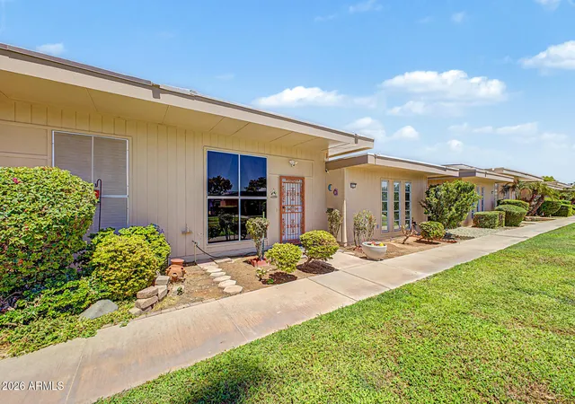 Photo 3 of Townhouse for sale at 10060 W Royal Oak Rd #N, Sun City, AZ 85351 | MLS# 7067653 | Listing updated on 2026-09-18