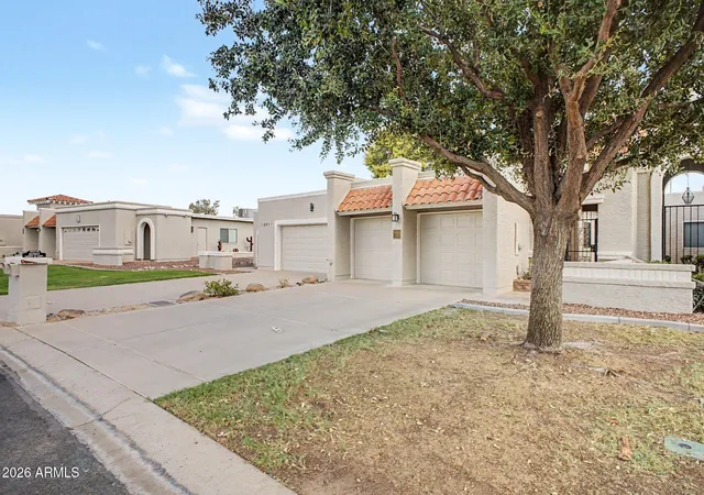 Photo 2 of Townhouse for sale at 10015 E Minnesota Ave, Sun Lakes, AZ 85248 | MLS# 7068410 | Listing updated on 2026-09-14