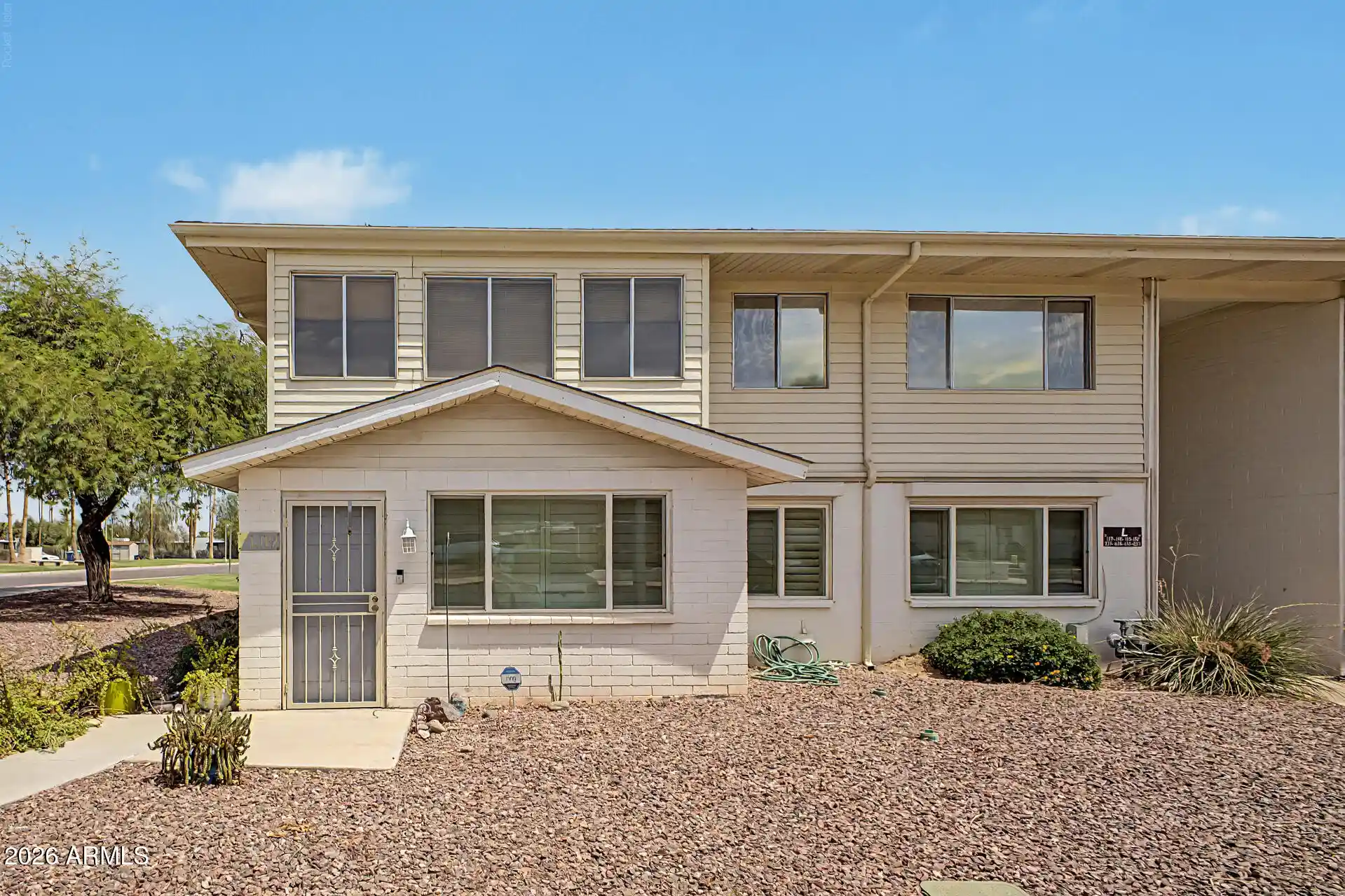 Listing Photo 2 - Condo for sale in 8221 E Garfield St located at 8221 E Garfield St, Scottsdale, AZ 85257 - Unit #L119