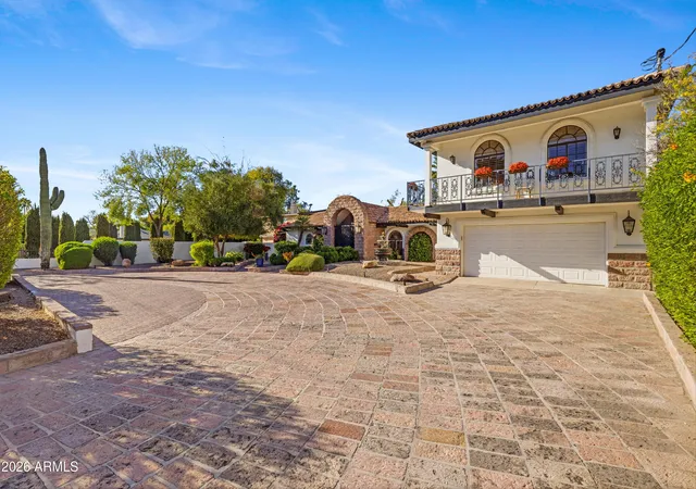 Photo 1 of Single family home for sale at 320 W Bethany Home Rd, Phoenix, AZ 85013 | MLS# 7072507 | Listing updated on 2026-09-14