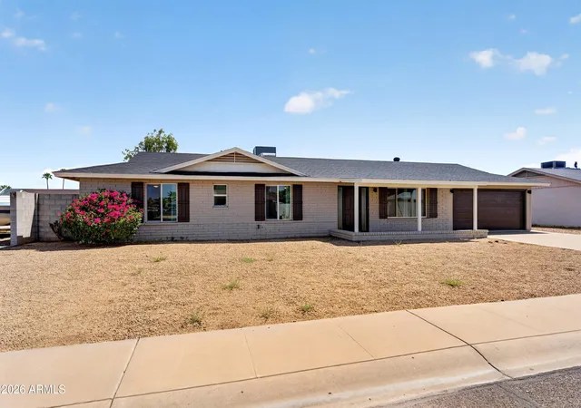 Photo 2 of Single family home for sale at 2225 W Topeka Dr, Phoenix, AZ 85027 | MLS# 7072549 | Listing updated on 2026-09-06