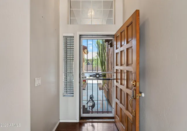 Photo 4 of Sale Pending at 16415 S 38th Place, Phoenix, AZ 85048 | MLS# 7076286 | Listing updated on 2026-09-08