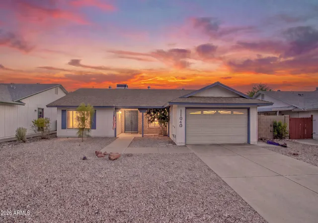 Single family home for sale at 11040 S Tomah St, Phoenix, AZ 85044 | MLS# 7069679