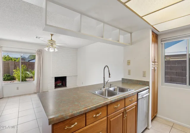 Photo 4 of Single family home for sale at 11040 S Tomah St, Phoenix, AZ 85044 | MLS# 7069679 | Listing updated on 2026-10-03