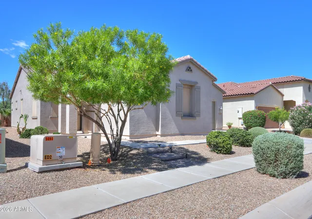 Photo 2 of Single family home for sale at 305 N Rainbow Way, Casa Grande, AZ 85194 | MLS# 7078359 | Listing updated on 2026-09-11