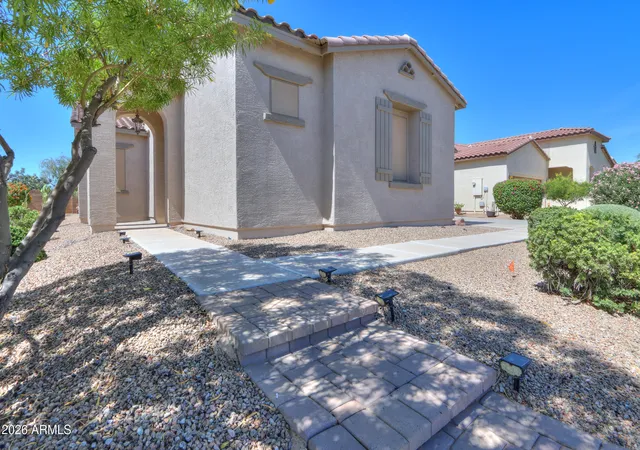 Photo 4 of Single family home for sale at 305 N Rainbow Way, Casa Grande, AZ 85194 | MLS# 7078359 | Listing updated on 2026-09-11