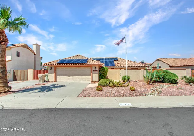 Photo 2 of Sale Pending at 5424 W Cochise Dr, Glendale, AZ 85302 | MLS# 7075164 | Listing updated on 2026-09-10