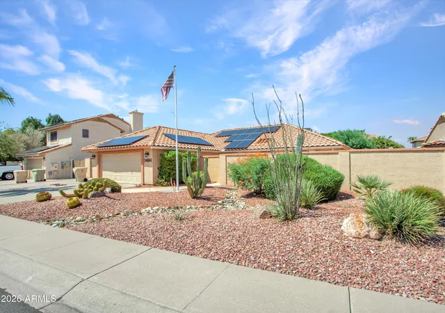 Photo 3 of Sale Pending at 5424 W Cochise Dr, Glendale, AZ 85302 | MLS# 7075164 | Listing updated on 2026-09-10