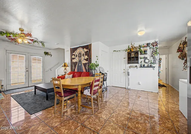 Photo 3 of Single family home for sale at 945 W Cocopah St, Phoenix, AZ 85007 | MLS# 7078486 | Listing updated on 2026-09-11
