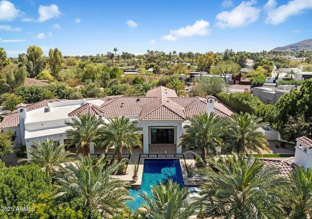 Photo 3 of Mansion for sale at 6600 N Cardinal Dr, Paradise Valley, AZ 85253 | MLS# 7073883 | Listing updated on 2026-09-15