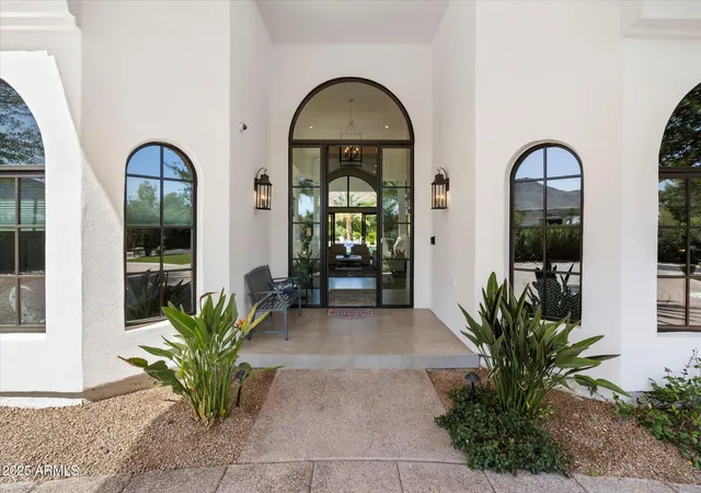 Photo 3 of Single family home for sale at 6600 N Cardinal Dr, Paradise Valley, AZ 85253 | MLS# 7073883 | Listing updated on 2026-09-15
