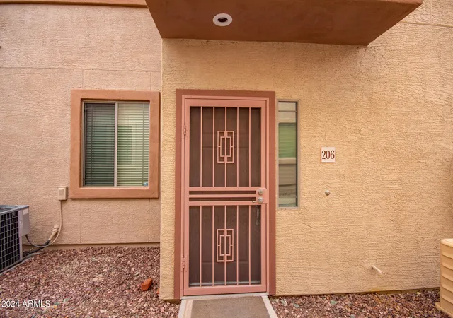 Photo 2 of Townhouse for sale at 42424 N Gavilan Peak Pkwy #42206, Anthem, AZ 85086 | MLS# 7074607 | Listing updated on 2026-09-08