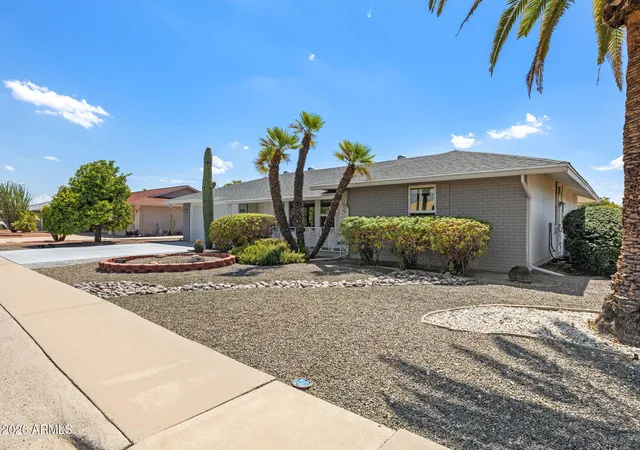 Photo 4 of Single family home for sale at 9731 W Brokenstone Dr, Sun City, AZ 85351 | MLS# 7071482 | Listing updated on 2026-10-04
