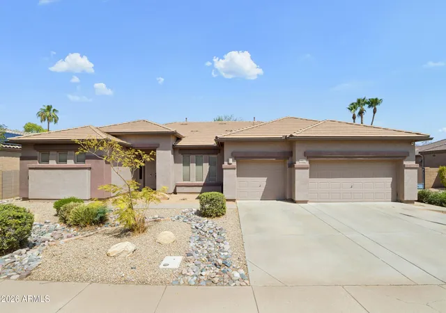 Photo 2 of Sale Pending at 5561 S Wayne Dr, Chandler, AZ 85249 | MLS# 7073784 | Listing updated on 2026-09-07