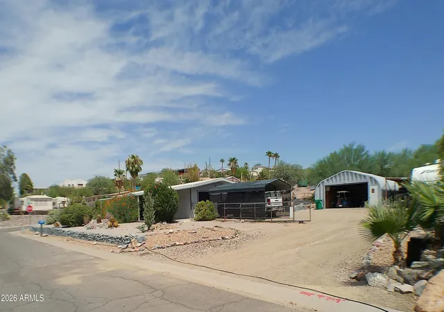 Photo 2 of Sale Pending at 301 S Rio Vista Dr, Queen Valley, AZ 85118 | MLS# 7070927 | Listing updated on 2026-09-14
