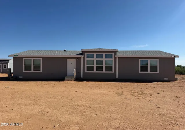 Photo 1 of Manufactured home for sale at 6527 E Galahad Ln, Hereford, AZ 85615 | MLS# 7073962 | Listing updated on 2026-09-30
