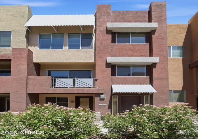 Photo 3 of Townhouse for sale at 6605 N 93rd Avenue #1021, Glendale, AZ 85305 | MLS# 7073906 | Listing updated on 2026-09-03