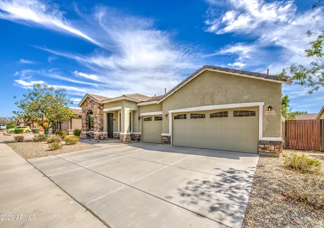 Photo 4 of Single family home for sale at 16205 W Cocopah St, Goodyear, AZ 85338 | MLS# 7075400 | Listing updated on 2026-10-10