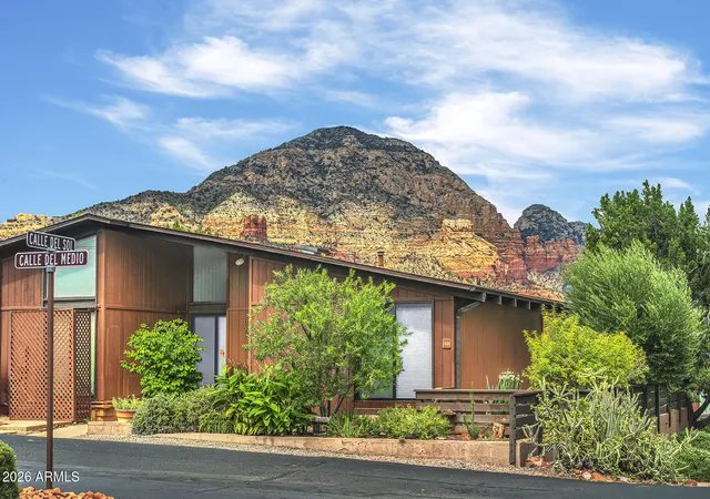 Photo 2 of Townhouse for sale at 10 Calle Del Medio, Sedona, AZ 86336 | MLS# 7078191 | Listing updated on 2026-09-19