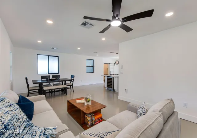 Photo 2 of Single family home for sale at 511 E Oregon Ave, Phoenix, AZ 85012 | MLS# 7071539 | Listing updated on 2026-09-14
