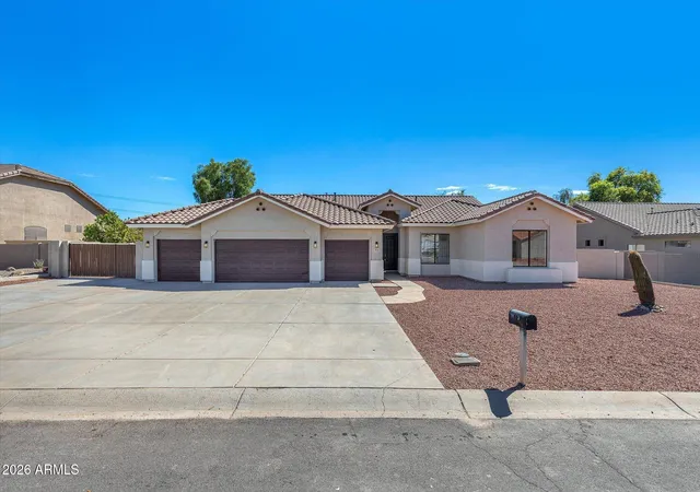 Photo 1 of Single family home for sale at 5533 W Wind Dr, Glendale, AZ 85310 | MLS# 7071587 | Listing updated on 2026-09-14