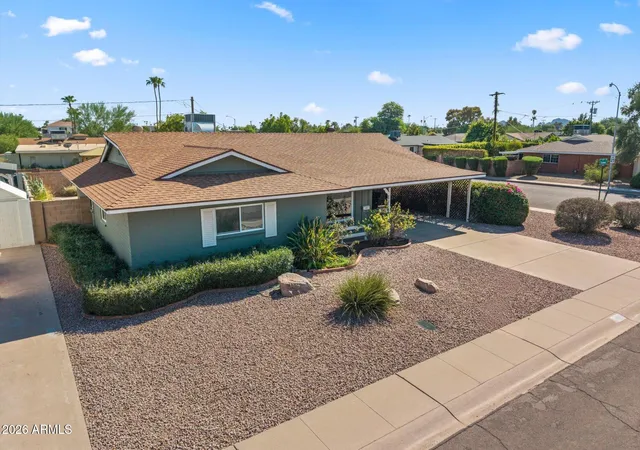 Photo 2 of Sale Pending at 8403 E Indianola Ave, Scottsdale, AZ 85251 | MLS# 7075340 | Listing updated on 2026-09-08