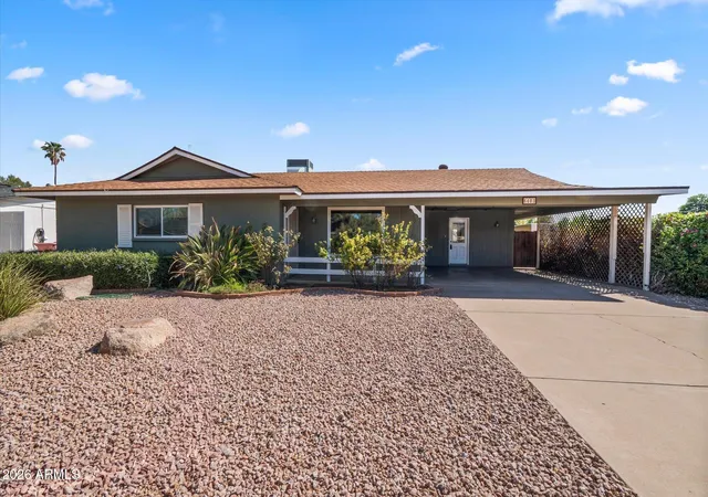 Photo 3 of Sale Pending at 8403 E Indianola Ave, Scottsdale, AZ 85251 | MLS# 7075340 | Listing updated on 2026-09-08