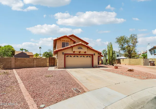 Photo 4 of Single family home for sale at 6932 W Charter Oak Rd, Peoria, AZ 85381 | MLS# 7075172 | Listing updated on 2026-09-04