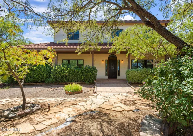 Photo 1 of Single family home for sale at 1500 E Choctaw Dr, Sierra Vista, AZ 85650 | MLS# 7073608 | Listing updated on 2026-09-11