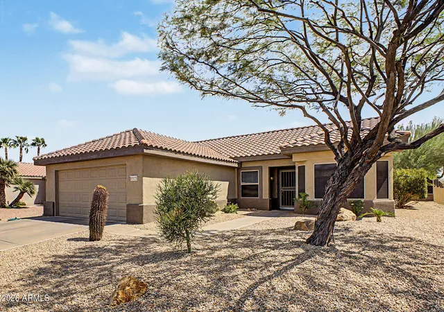 Photo 2 of Single family home for sale at 15121 W Woodridge Dr, Surprise, AZ 85374 | MLS# 7077469 | Listing updated on 2026-10-07