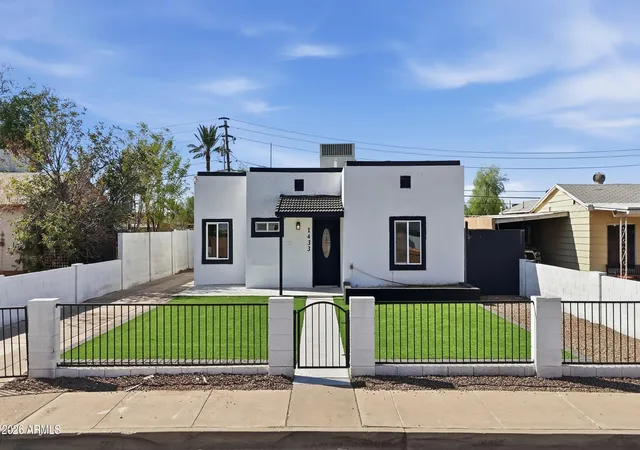 Photo 1 of Single family home for sale at 1433 E Portland St, Phoenix, AZ 85006 | MLS# 7076516 | Listing updated on 2026-09-08