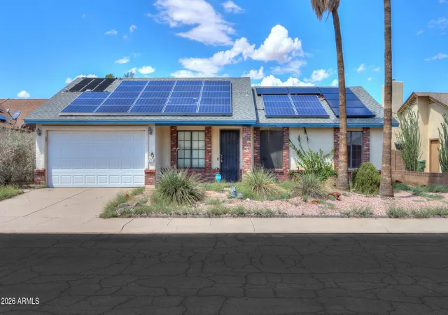 Photo 1 of Single family home for sale at 420 E Duke Dr, Casa Grande, AZ 85122 | MLS# 7075816 | Listing updated on 2026-09-10