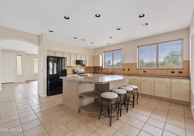 Photo 4 of Single family home for sale at 1480 W Hawk Way, Chandler, AZ 85286 | MLS# 7073910 | Listing updated on 2026-09-15
