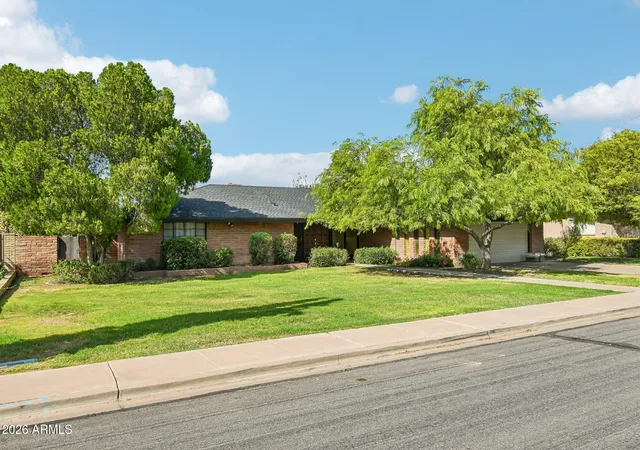 Photo 3 of Single family home for sale at 1042 E 3rd Street, Mesa, AZ 85203 | MLS# 7075402 | Listing updated on 2026-09-20