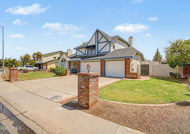 Photo 2 of Single family home for sale at 2031 W Madero Ave, Mesa, AZ 85202 | MLS# 7072687 | Listing updated on 2026-09-10