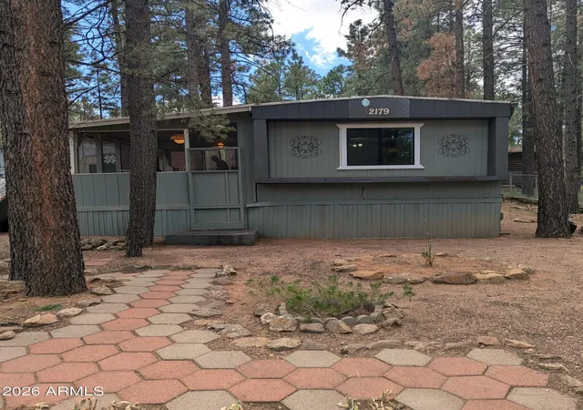 Photo 2 of Manufactured home for sale at 2179 N Woods Dr, Overgaard, AZ 85933 | MLS# 7075146 | Listing updated on 2026-09-08