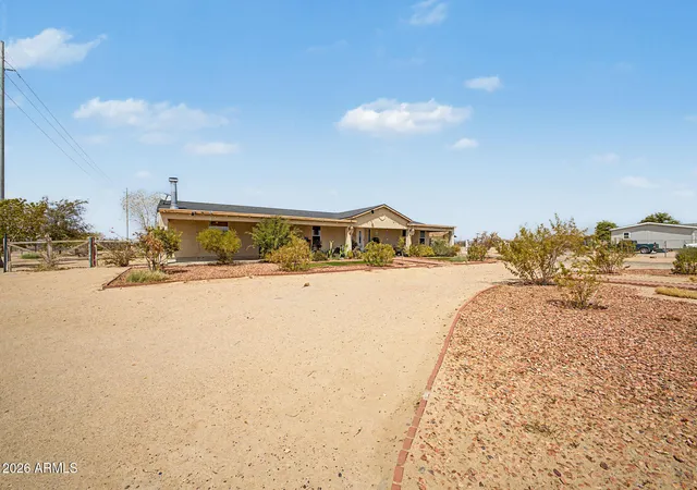 Photo 2 of Manufactured home for sale at 35430 W Steinway Dr, Arlington, AZ 85322 | MLS# 7077041 | Listing updated on 2026-09-13