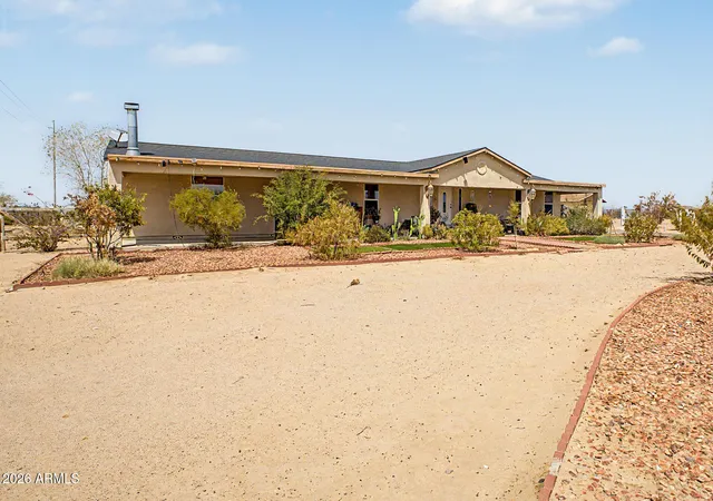 Photo 3 of Manufactured home for sale at 35430 W Steinway Dr, Arlington, AZ 85322 | MLS# 7077041 | Listing updated on 2026-09-13
