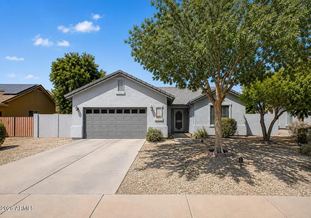 Photo 2 of Single family home for sale at 4304 E Del Rio St, Gilbert, AZ 85295 | MLS# 7073996 | Listing updated on 2026-09-17