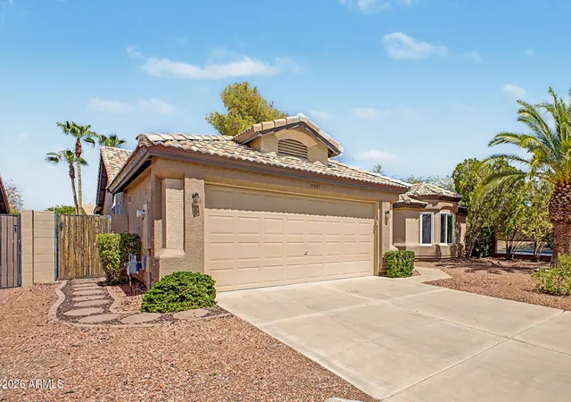 Photo 3 of Single family home for sale at 10983 W Tonopah Dr, Peoria, AZ 85373 | MLS# 7076346 | Listing updated on 2026-09-05